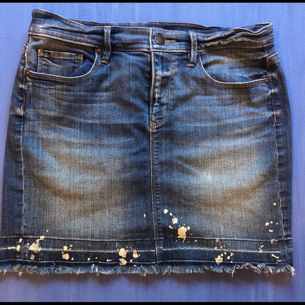 Ann Taylor Loft Denim mini skirt size 28/6